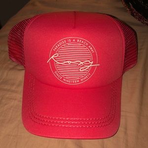 Roxy trucker hat